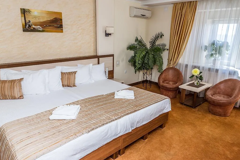 7 Sky Hotel Klinicheskaya Street  Kiev