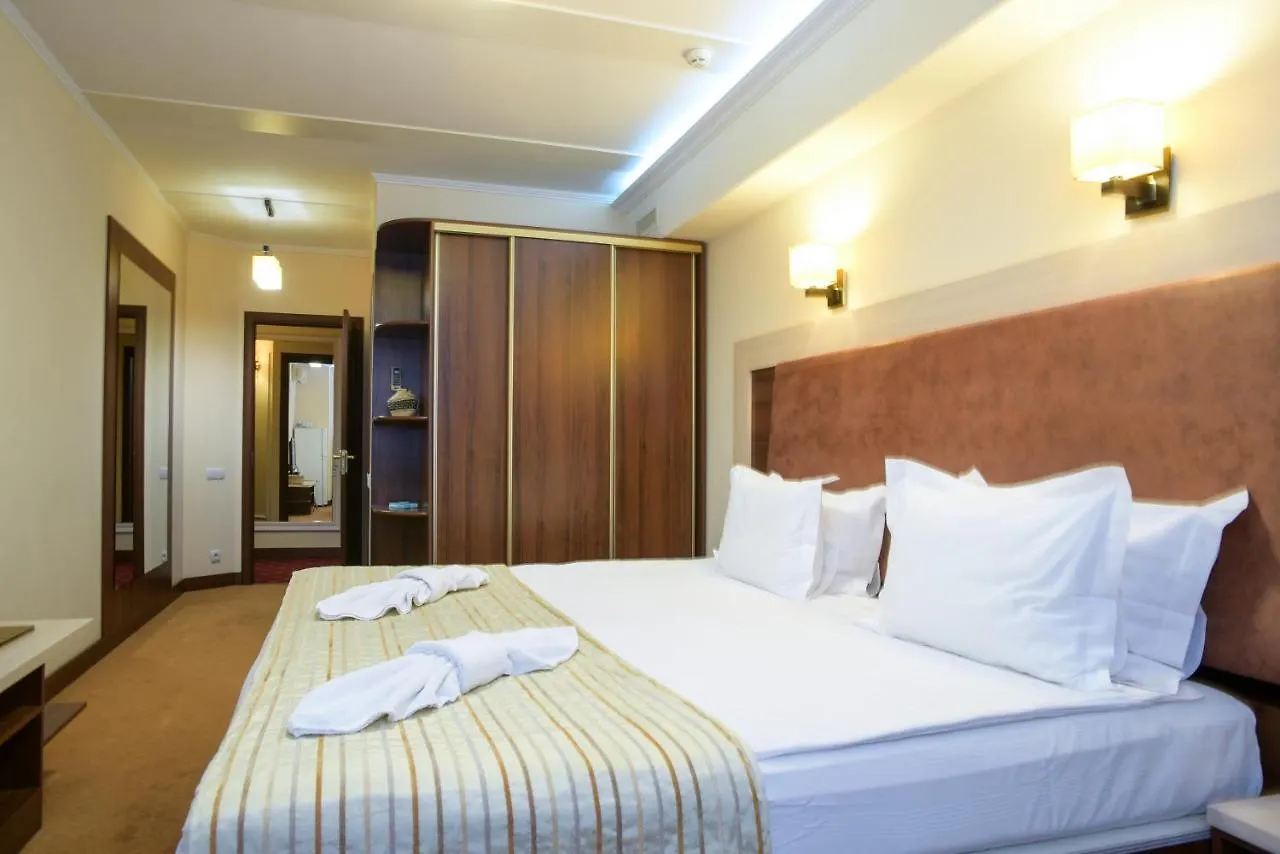 7 Sky Hotel Klinicheskaya Street Kiev