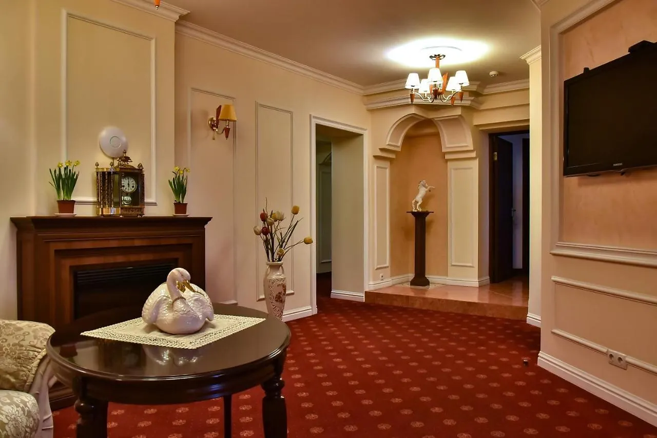 7 Sky Hotel Klinicheskaya Street Kiev 3*,  Ucrânia