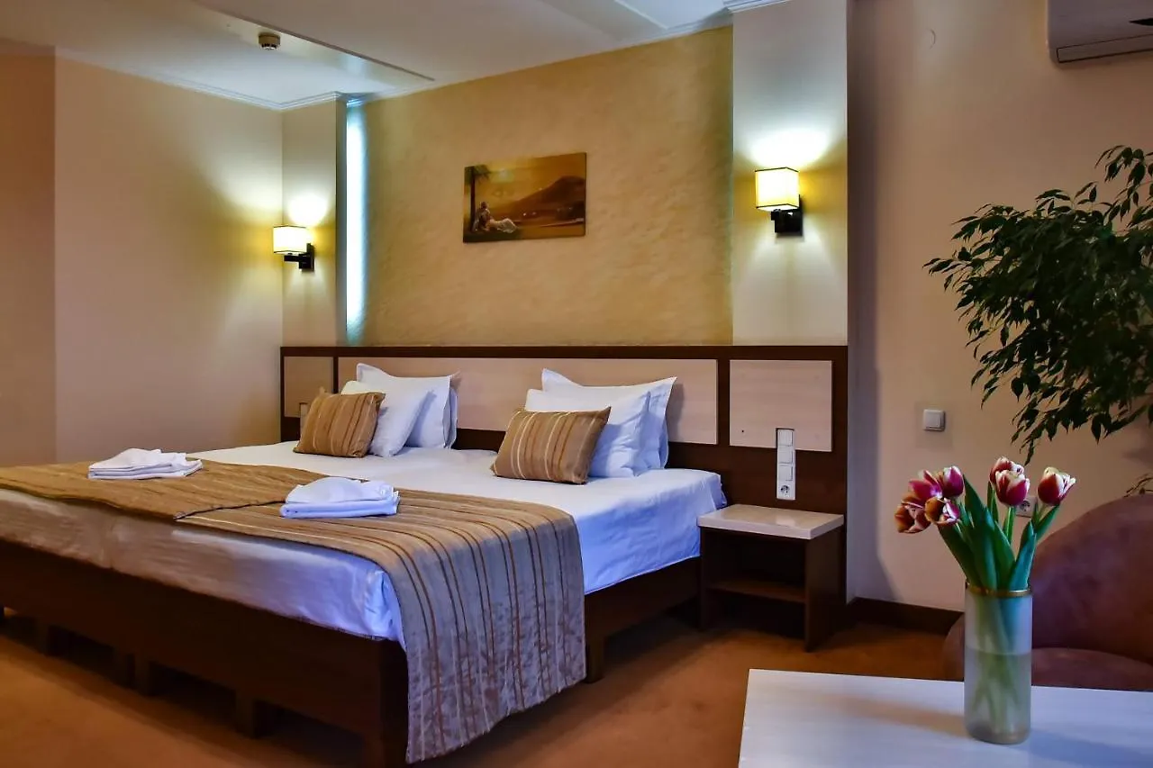 7 Sky Hotel Klinicheskaya Street  Kiev